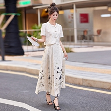 素色左岸新中式国风套装夏季复古马面半身裙女搭配汉服小衫两件套，女装套装/套裙，韩宇舍