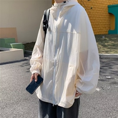 米白色