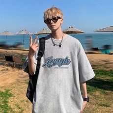 浅灰色