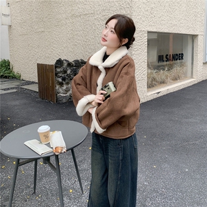 卡其色麂皮绒羊羔毛加厚保暖棉服H8356P185K278图片
