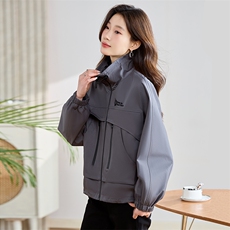 美式棒球服外套女春秋短款轻熟风高级感女士休闲宽松减龄夹克上衣，女装短外套，丽影随形