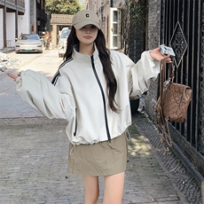 新品24年秋季新款短外套2C112-Y008-P125-K178，女装短外套，2C112