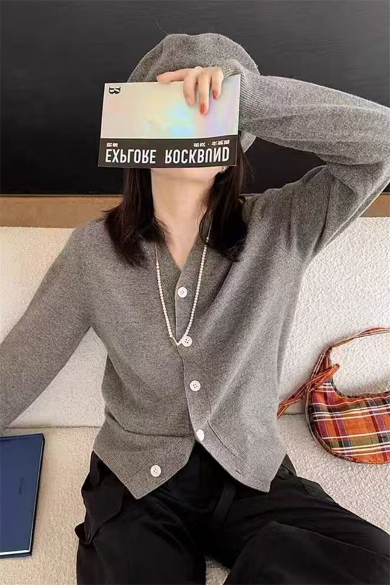 时尚百搭V领羊毛开衫女款羊毛针织衫外套,女装羊毛衫,旭驰羊绒