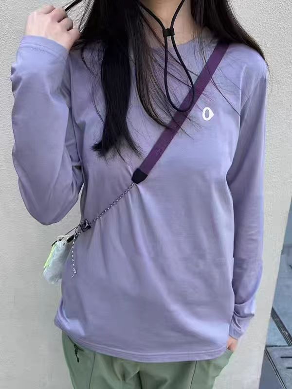2025舒适百搭简约素家圆领长袖打底,女装T恤,湘姗