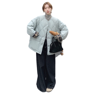 韩版时尚拼格纹轻薄款羽绒服女2025年冬季新款显瘦加厚白鸭绒外套图片