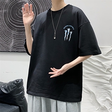黑色