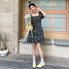 夏季新款方领碎花连衣裙短款B190-82376-P100-K148，女装连衣裙，一九零