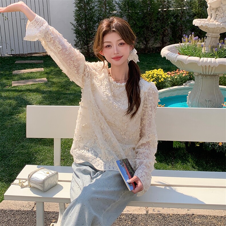 镂空蕾丝长袖上衣T恤女轻奢高级感打底衫内搭2025新款超火春夏季,女装蕾丝衫/雪纺衫,纯色衣恋