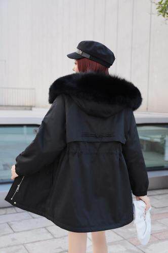 2021早冬上新大狐狸毛领盘扣设计中长款派克服，女装，红雀纺