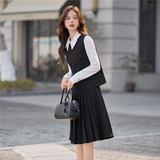 2026春季新款休闲三件套，女装套装/套裙，凯瑟曼