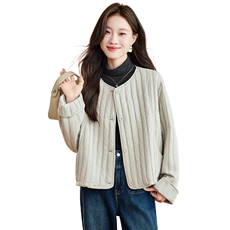 2025年冬季宽松竖条圆领轻薄棉服夹棉开衫短外套上衣，女装棉衣/棉服，简韵佳