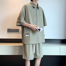军绿色