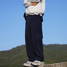 藏青色