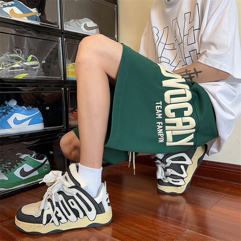 时尚潮流短裤男款夏季薄款字母发泡美式篮球大码宽松百搭五分裤子，男装牛仔裤，电商A022