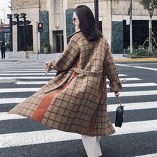 2021春装新款1853款格子长款拼接宽松毛呢大衣咖啡格呢子外套女装，女装毛呢外套，红依娜