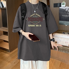 深灰色