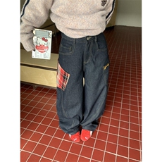 深蓝色
