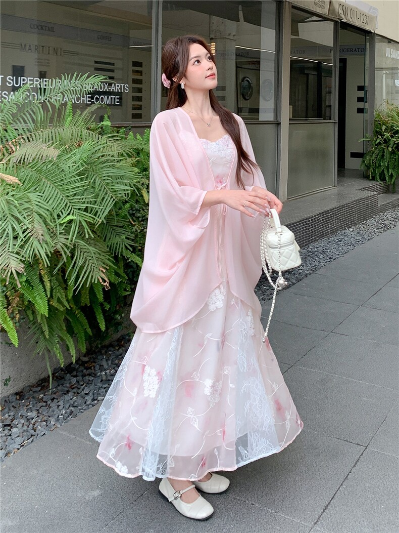 《现货26夏上新》重工蕾丝拼接刺绣吊带仙女裙天丝披肩防晒连件套,女装连衣裙,苗苗