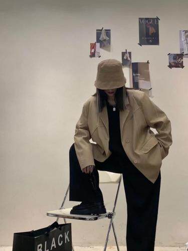 轮廓西装外套，女装西装，Queena PHoebe