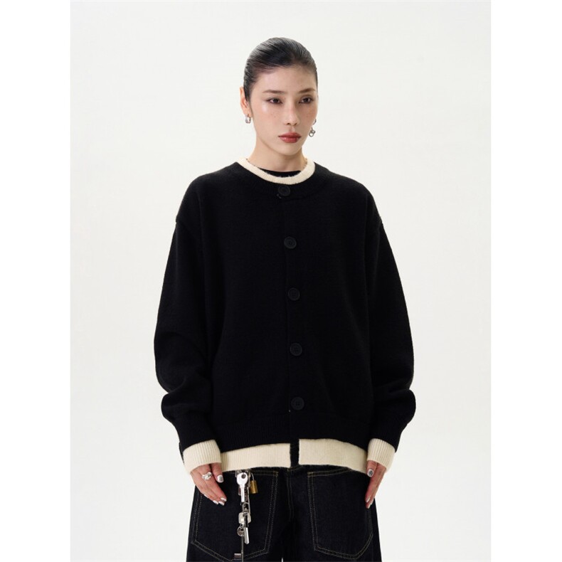 1506/QYM1890/P64氛围感纽扣设计假两件冬季简约宽松针织开衫外套,女装短外套,星座1506