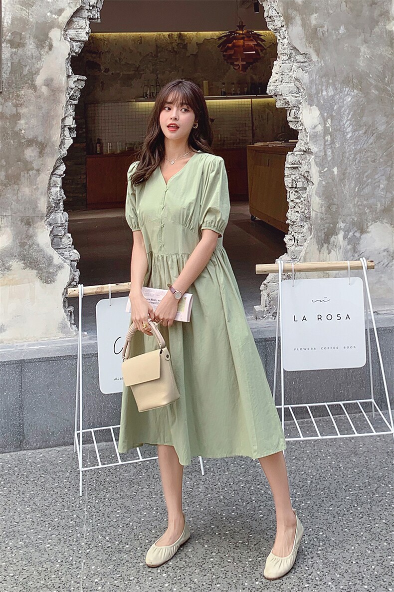 2022年夏季时尚潮流舒适短袖连衣裙中长款纯色气质,女装连衣裙,奕薇雅