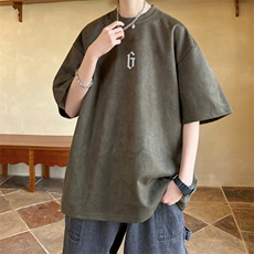 军绿色