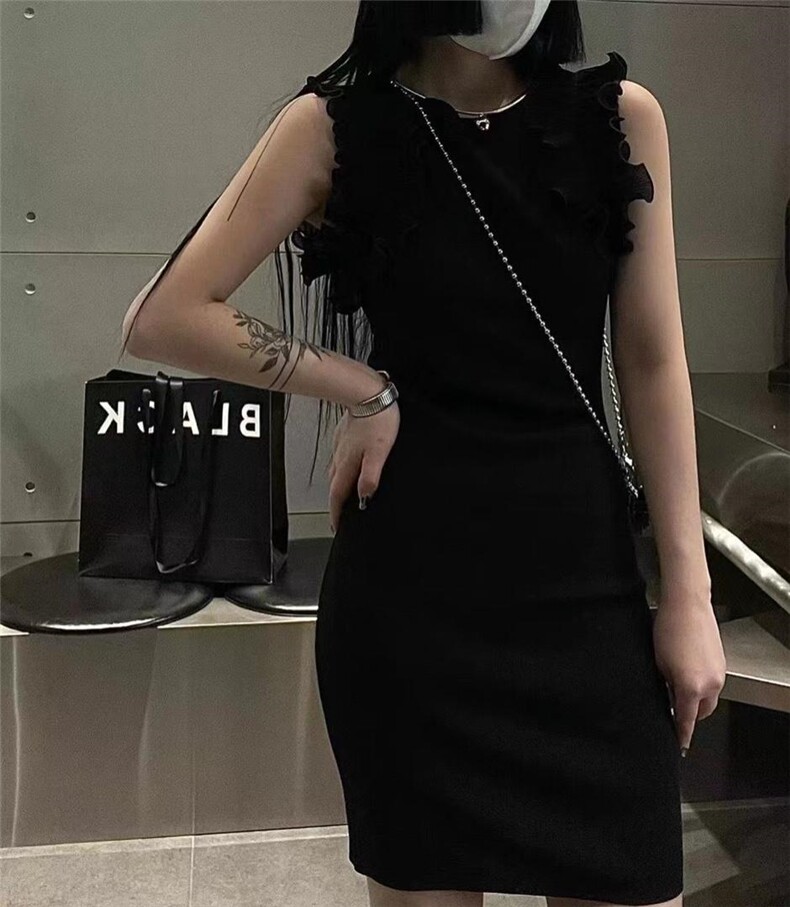 无袖冰丝连衣裙袖口木耳边设计，女装连衣裙，ZIA