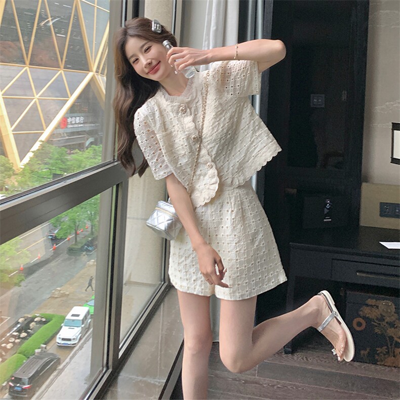 甜美小香风镂空蕾丝小衫短裤两件套女2025夏季新小个子清纯风套装,女装套装/套裙,2C176