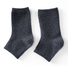 2025舒适百搭简约秋冬新款保暖软糯护脚踝羊绒针织，袜子，臻歆羊绒