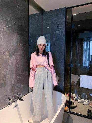 短袖防晒Ｔ，女装，last name