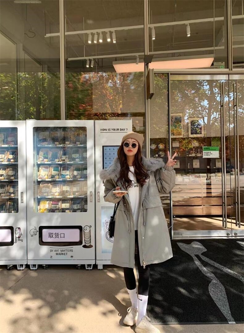 冬季新款大毛领派克羽绒服，女装羽绒服，谦度