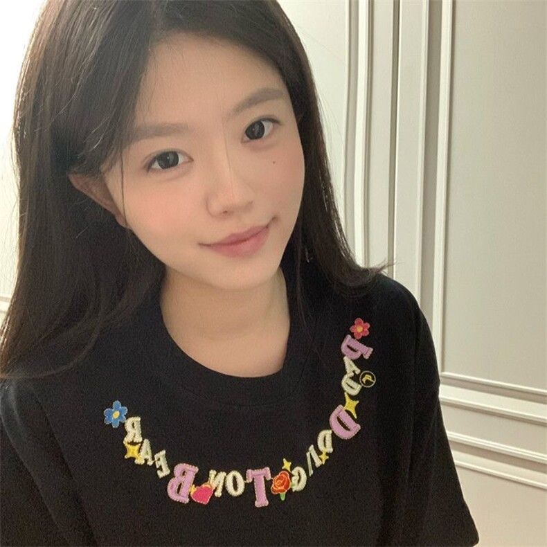 H0518-p35领口刺绣设计感精梳棉短袖t恤男女同款情侣装，女装T恤，星座617A-2