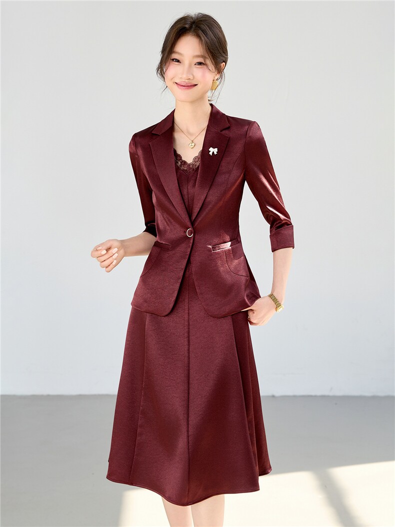 2026春装新款高品质气质中袖西装外套+V领连衣裙两件套女,女装套装/套裙,苗苗