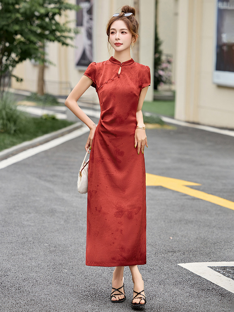 红色提花改良旗袍连衣裙女夏2025新款喜婆婆婚宴气质修身高端裙子,女装连衣裙,依如秀(原杭风阁)