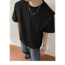 黑色