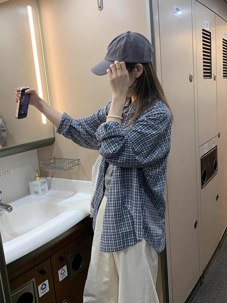 蓝色格子休闲百搭慵懒风宽松显瘦防晒上衣衬衣,女装衬衫,湘姗