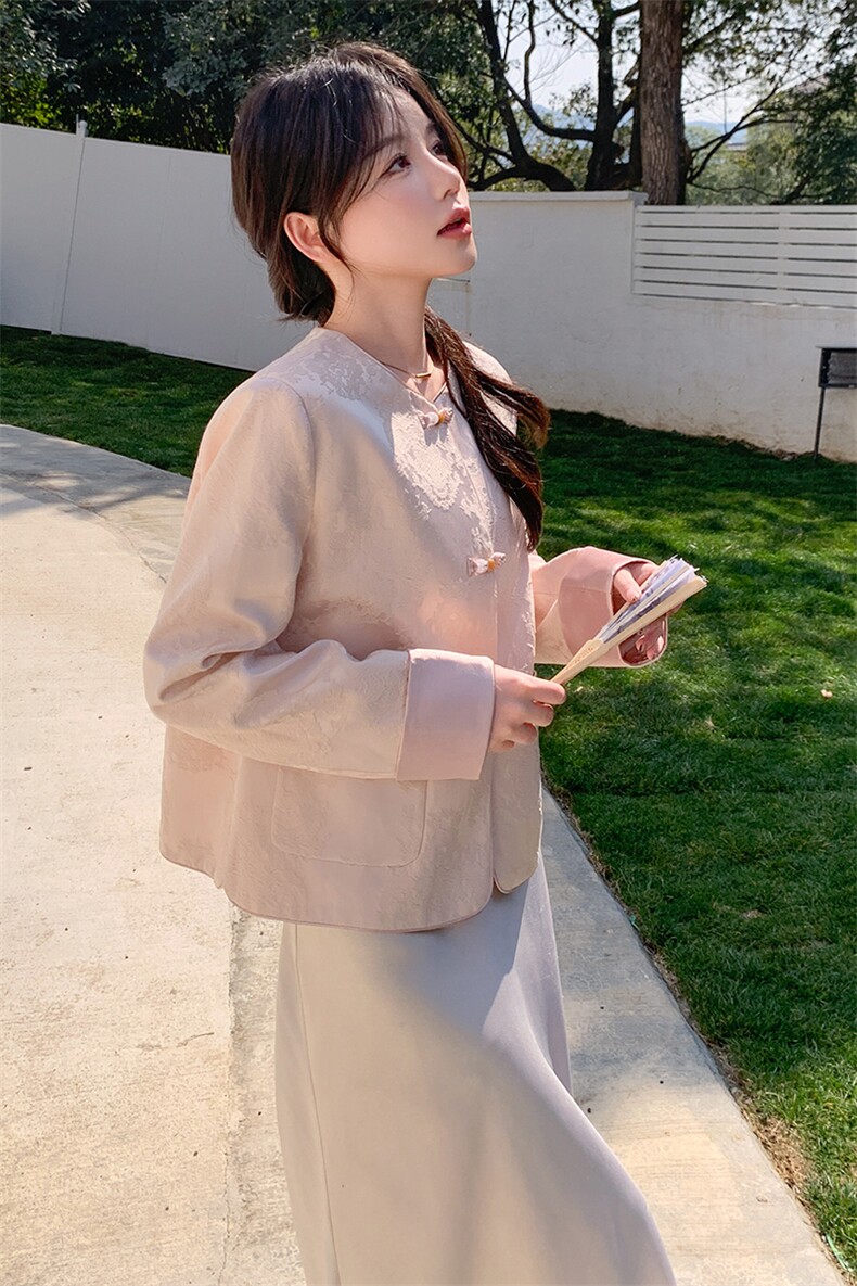 现货新款2025年复古风外套1c119-P165-K245,女装短外套,英标秀
