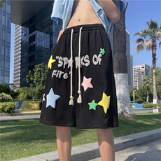 黑色