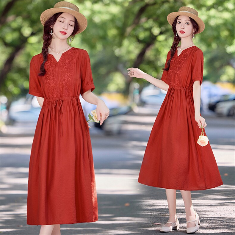 高级感红色刺绣连衣裙女2025夏季新款优雅气质减龄天丝麻休闲裙子，女装连衣裙，魅影