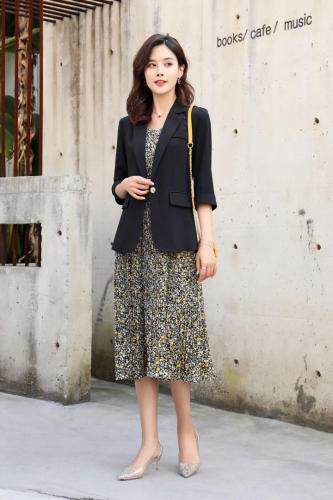 套装，女装职业装，千娜利