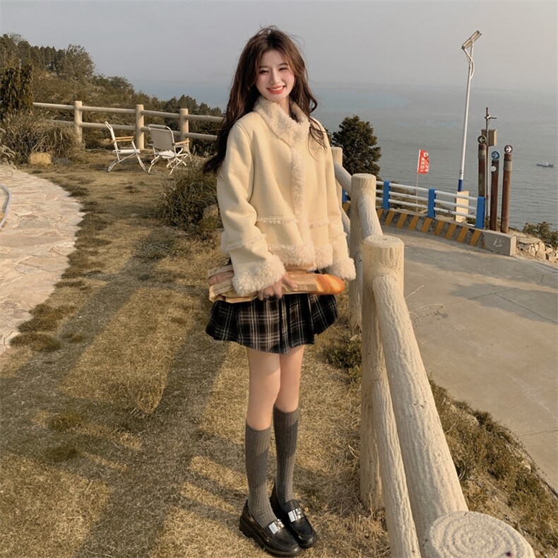 加厚保暖皮毛一体羊羔毛外套女冬季2025新款巨好看减龄小个子棉服,女装短外套,2B183