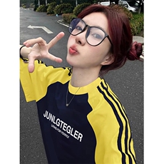 黄袖拼藏青