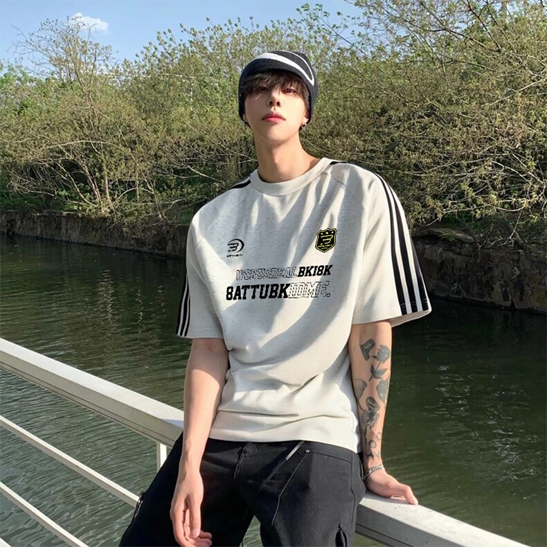 抖音得物高品质二开240克宽松纯棉美式潮牌三条杠织带短袖T恤图片