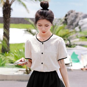 衬衫女夏2025夏季高级感气质减龄显瘦花边撞色短袖上衣图片