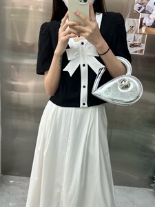 「现货」 高级简约 夏款 小衫半身裙两件套,女装半身裙,IECE