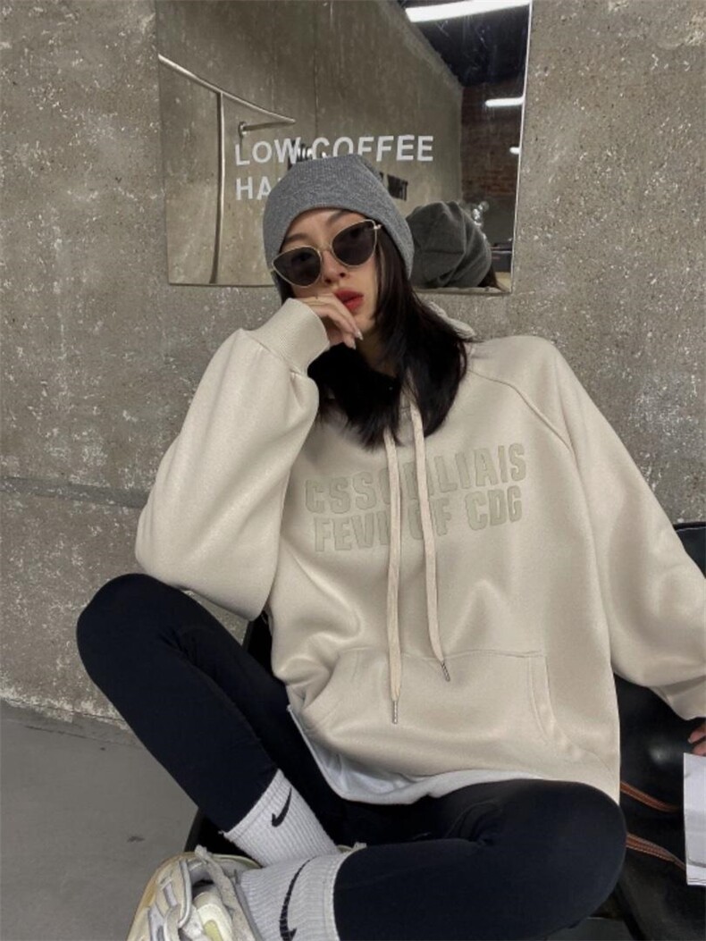 时尚休闲潮流加绒卫衣，女装卫衣/绒衫，泽妤