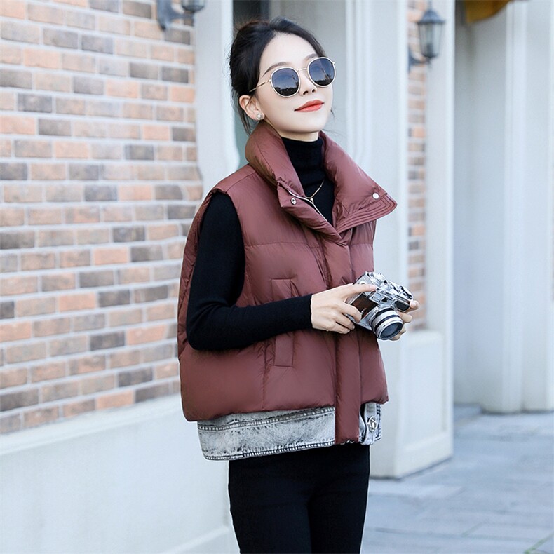 欧货2024冬新款牛仔拼接90白鸭绒羽绒服马夹女短款时尚宽松外套,女装羽绒服,曼娅璐