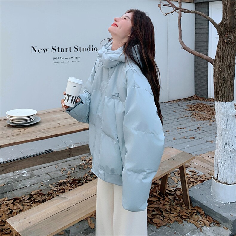 蓝色字母绣标连帽羽绒服女2025冬季新款90白鸭绒时尚小清新短外套,女装羽绒服,2B188