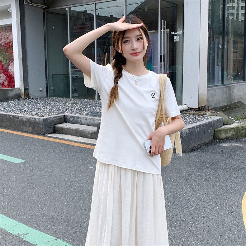 夏季新款女装针织T恤绣花字母宽松显瘦百搭上衣，女装T恤，鑫慧