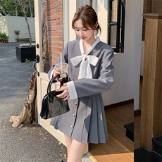 蕾丝花边风衣裙210-6506-P175-K2582025年秋季，女装西装，韩蜜菓